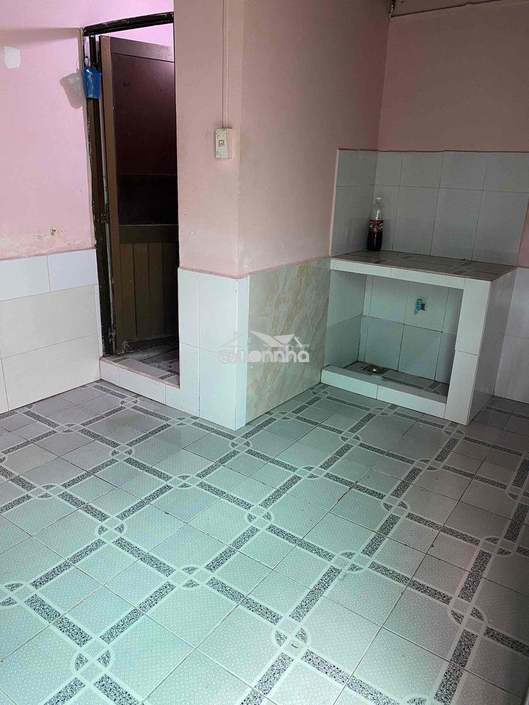 Cho thuê phòng trọ đào sư tích xã phước kiển, giá 2tr - 4