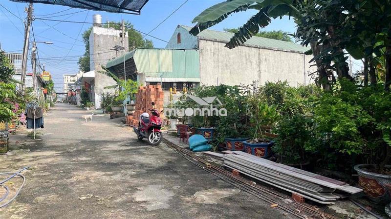 Siêu phẩm thổ cư 100% ngay sát đường phùng hưng. giá tốt