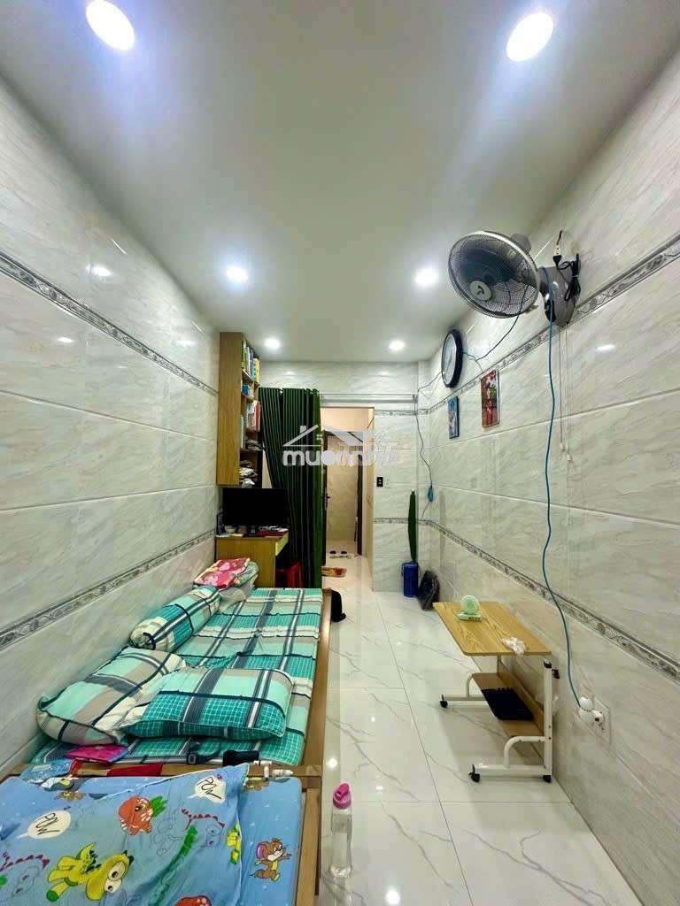 Nhà-nc-4pn-3wc-gia-15tr-tl-cach mạng tháng tám.q10 - 3