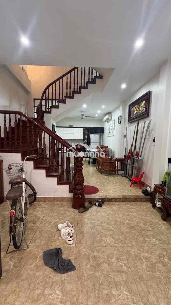 Cho thuê nhà ngã tư canh 50m2 4 tầng 4pn mới full đồ 8 triệu ở ngay - 2
