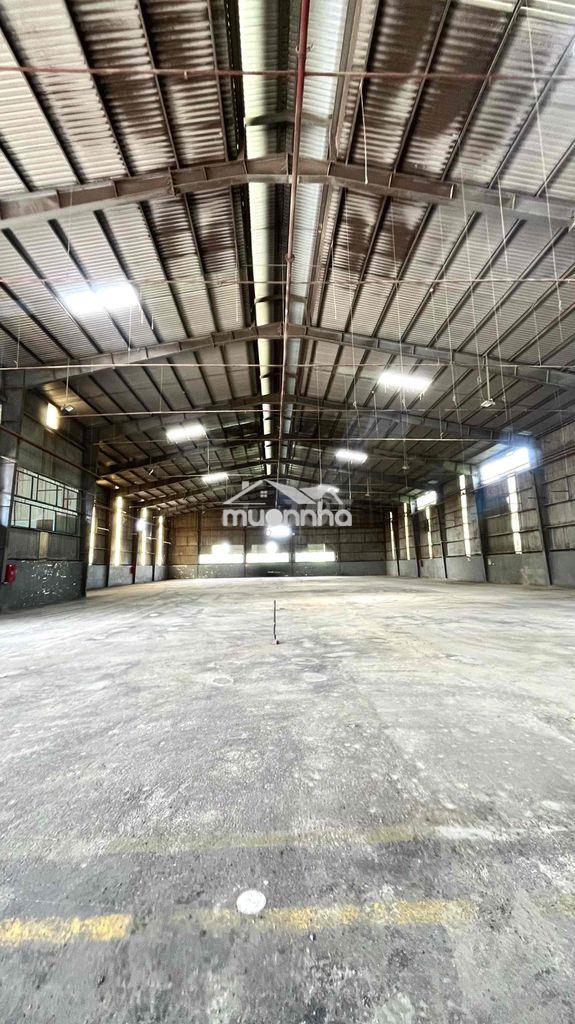 Cho thuê xưởng 1900m2 giá thuê 165tr tại thuận an