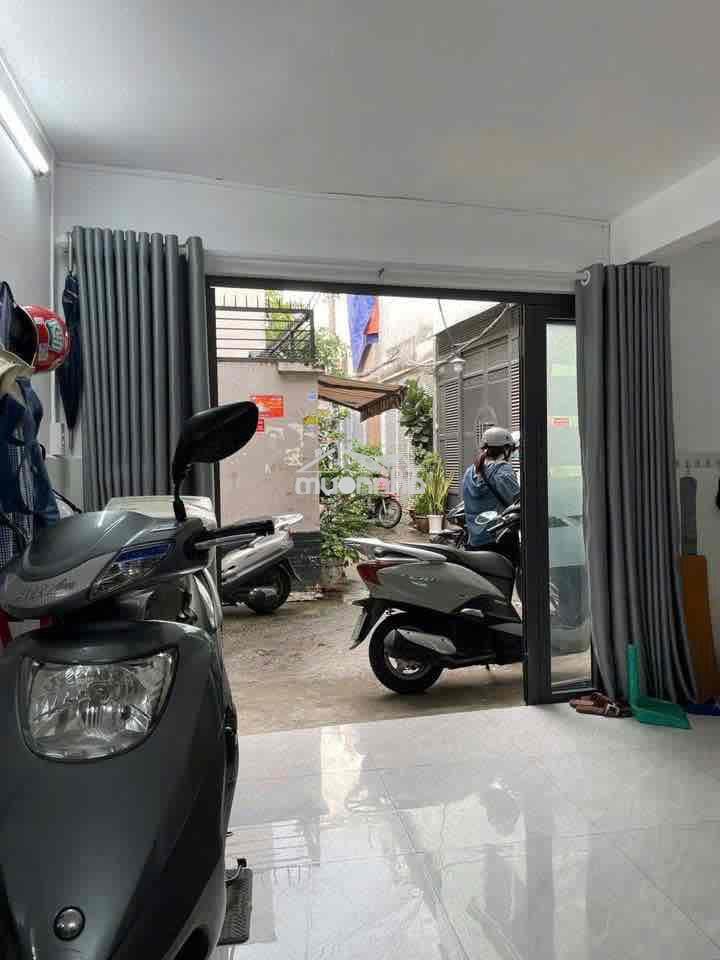 Nhà 3pn cách mạng tháng 8 giá tốt💕💕💕