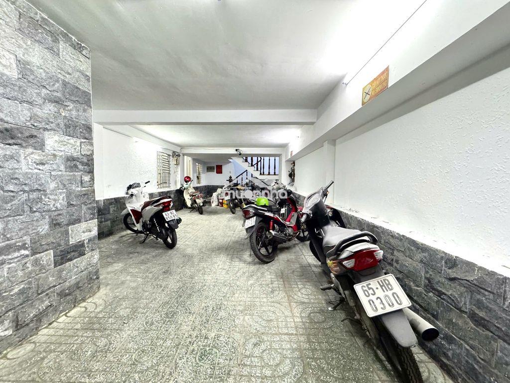 Cho thuê phòng 18m2 tại 415 trần xuân soạn, quận 7 - 3