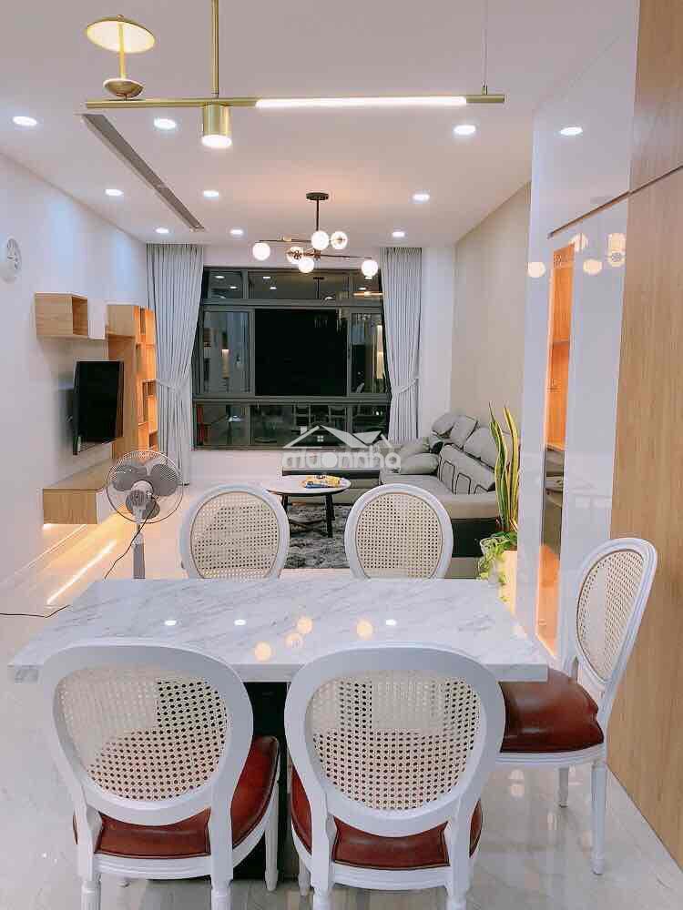 Cho thuê căn hộ 2pn full nội thất tại vạn phúc city