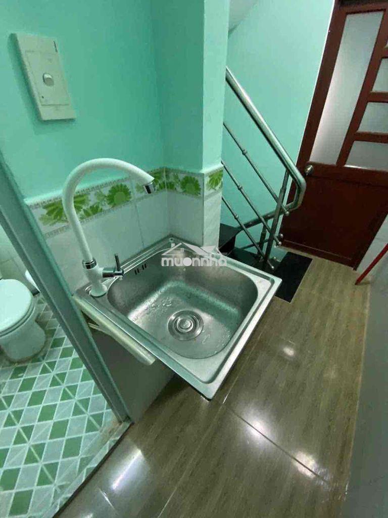Cho thuê trọ quận 4 gần trung tâm thành phố giáp q1,2,3,5,7 - 2