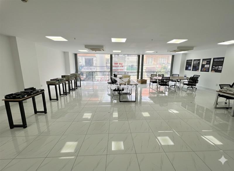 (Giá sốc) vp 90m2 - view full kính - khu sân bay tân sơn nhất.