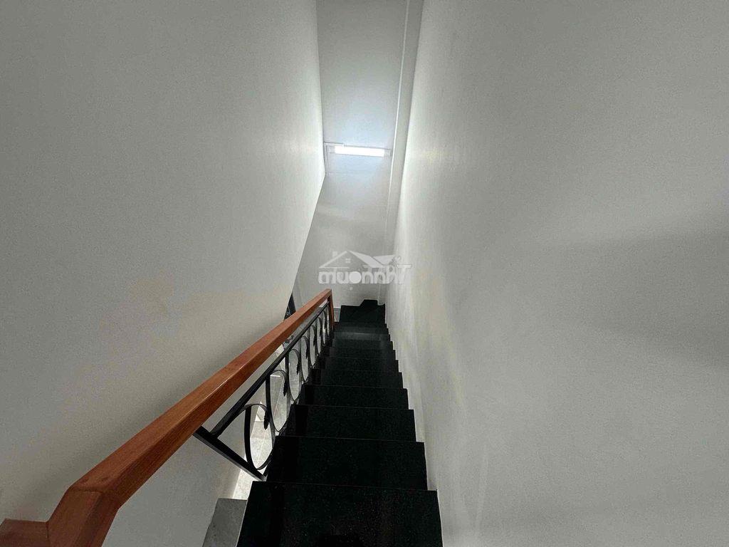 Nhà mới chính chủ taị phạm thế hiển p7 q8 giá tốt !! - 4