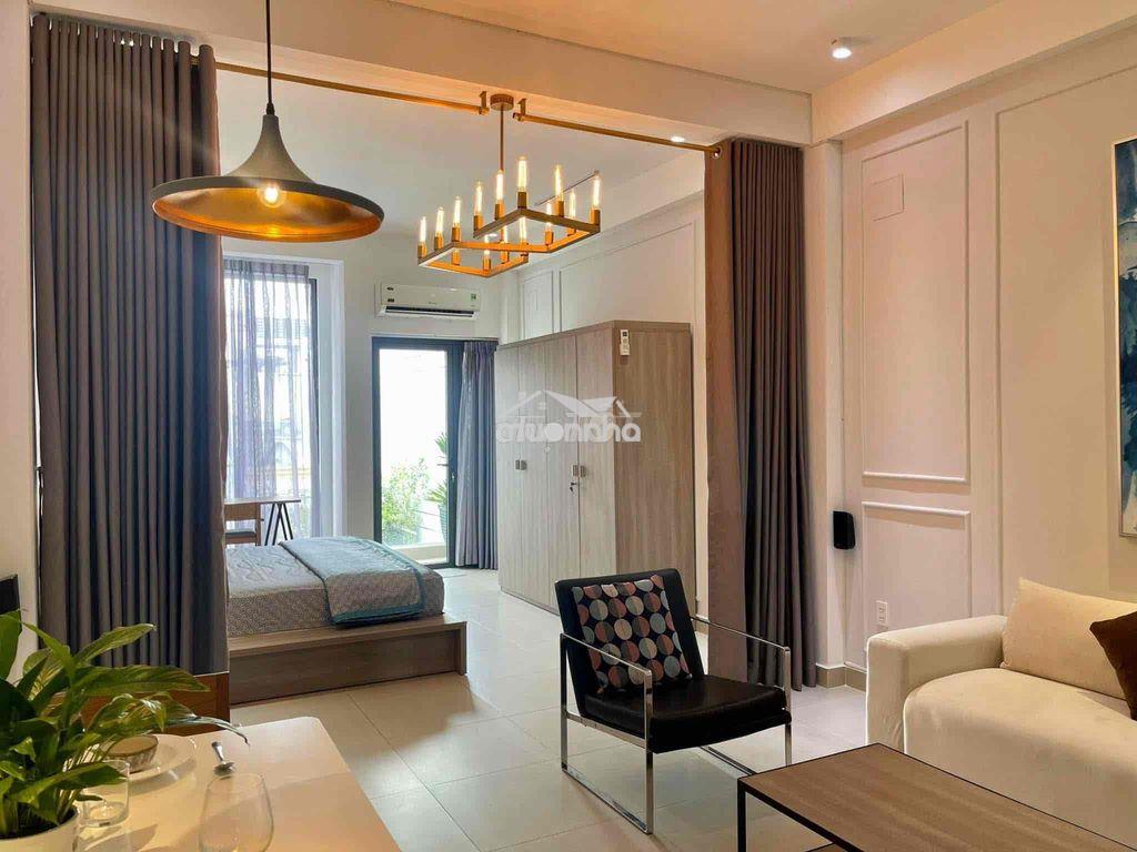 Apartment tách bếp toạ lạc tại thảo điền - gần cầu sài gòn ban công - 4