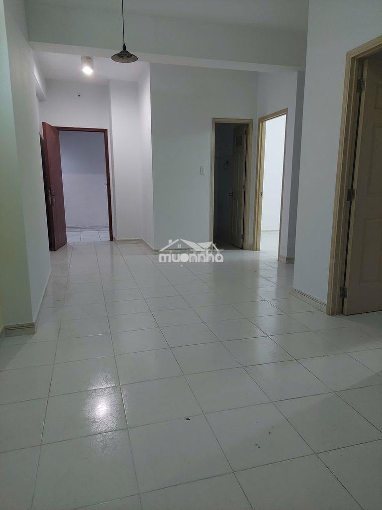 Cấn bán gấp căn hộ hqc plaza 62m2 2pn,1ty2, hướng đn, cách q1 chỉ 20p