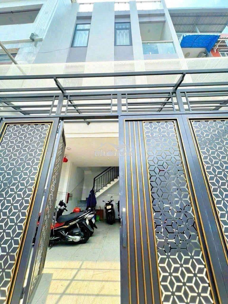 Nhà 4 tầng thu nhập 35tr 8pn hẻm 3m thông chợ không quy hoạch p15 q4