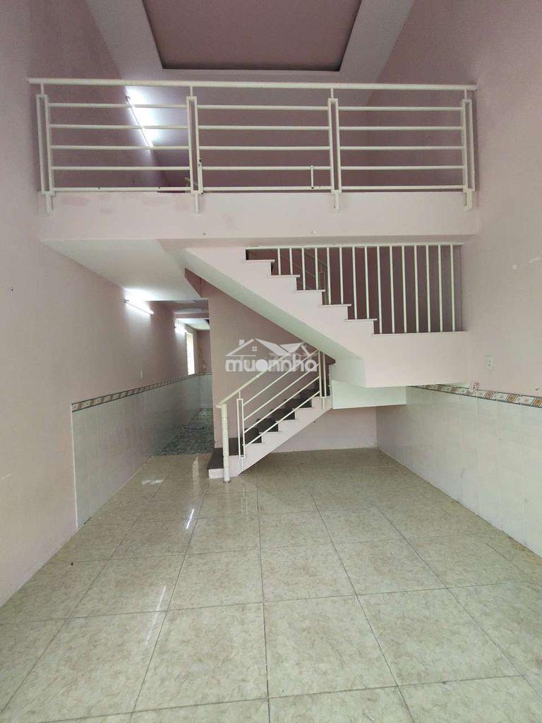 Nhà cho thuê đường bà cả ấp 5 dt 4 x16m 1 trệt 1 lửng đúc  3 pn 2wc