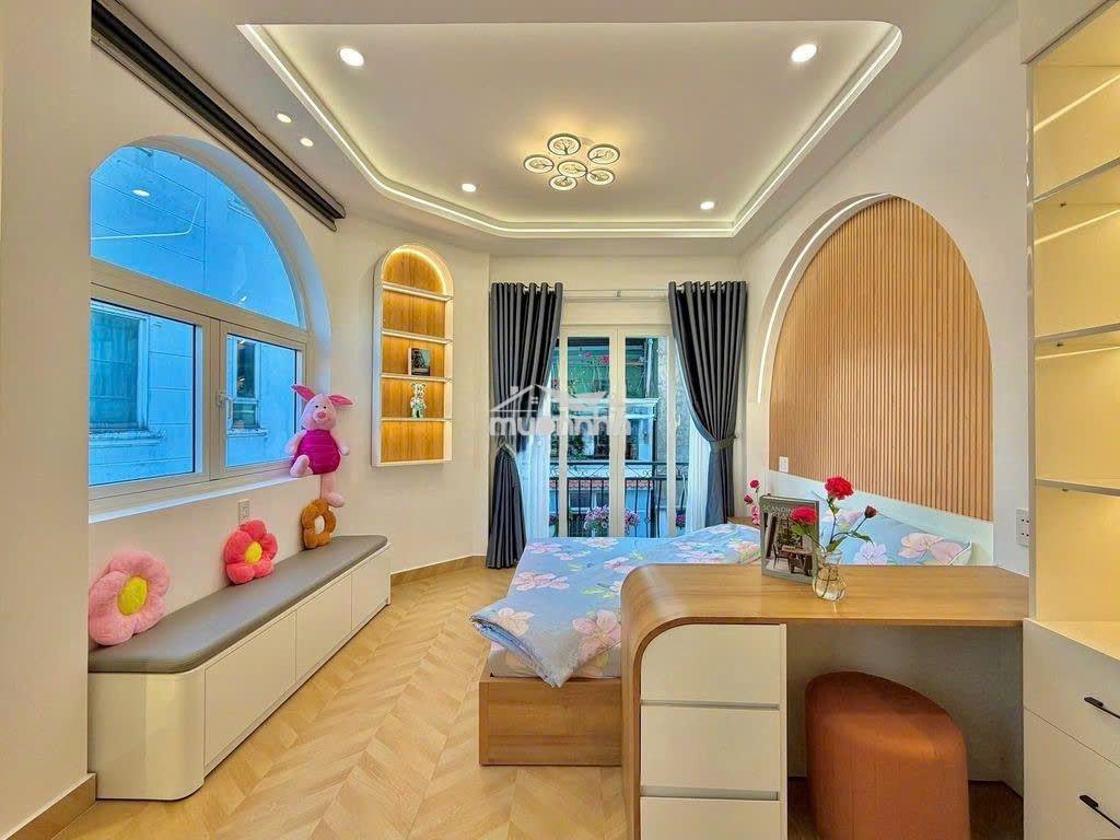 Cho thuê nhà hẻm huỳnh văn bánh qpn dt 4x8m, trệt 3 lầu, giá 22tr - 2