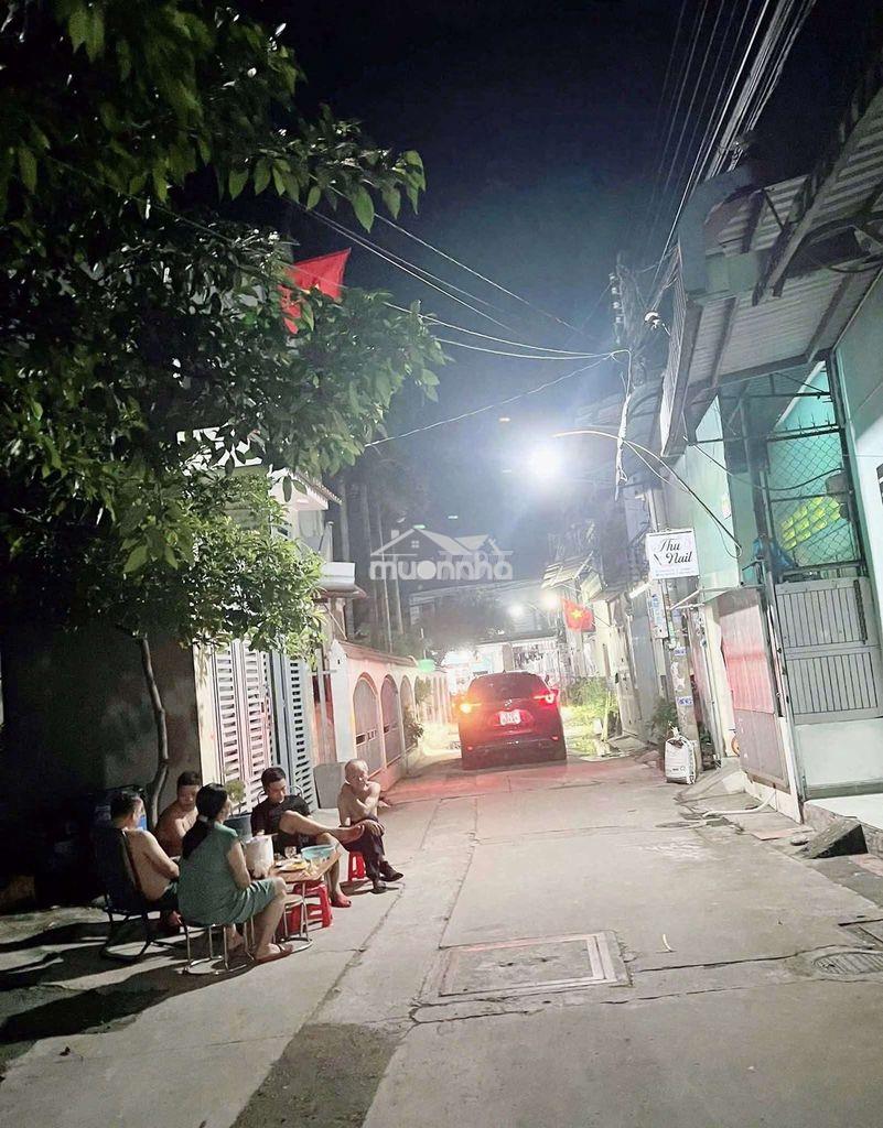 Bán rẻ nhà dĩ an gần ngã 3 ông xã - 2