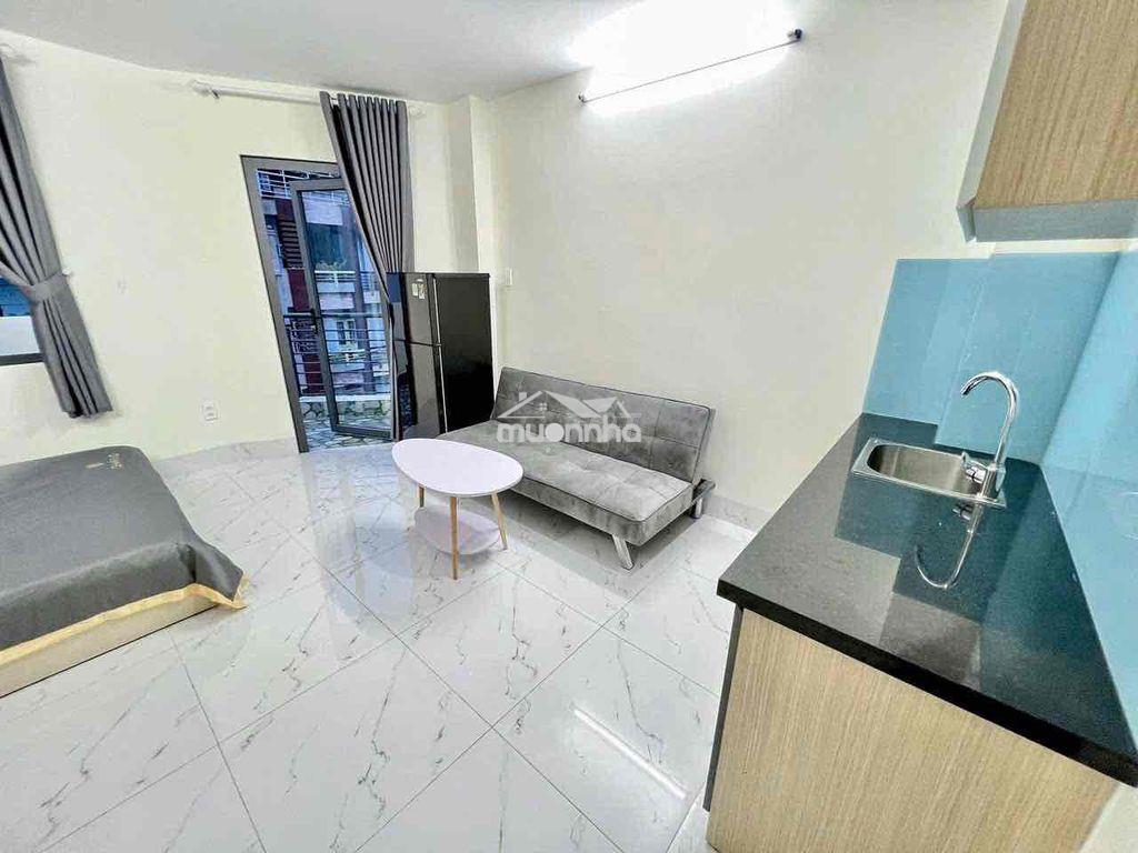 Thang máy ban công cực chill 40m2 ngay khu phan xích long - 3