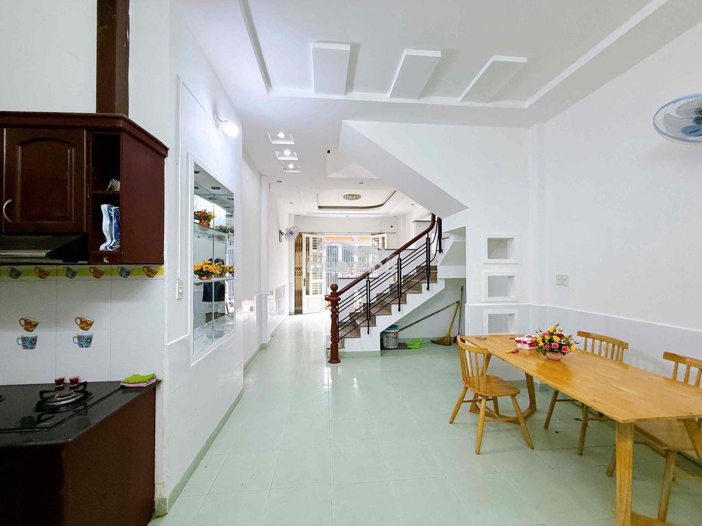 Cho thuê nhà 2pn 2wc - 4