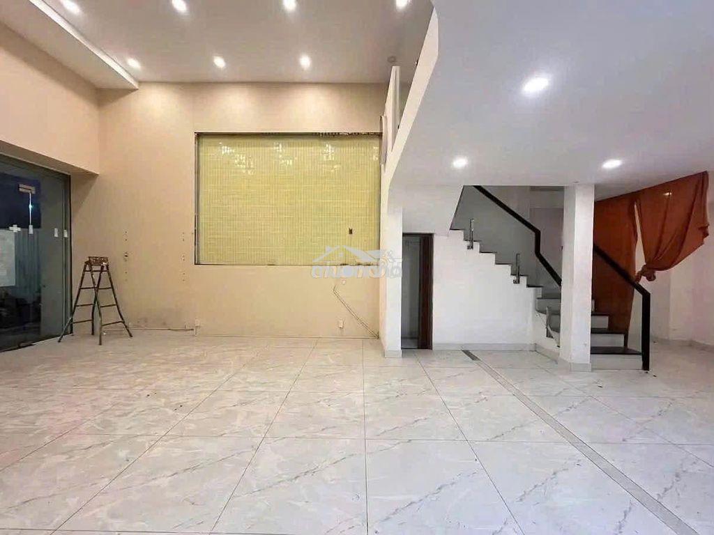 Cho thuê nhà hẻm lớn lê văn sỹ q3, dt 7.5x14m, trệt 2 lầu, giá 40tr - 3