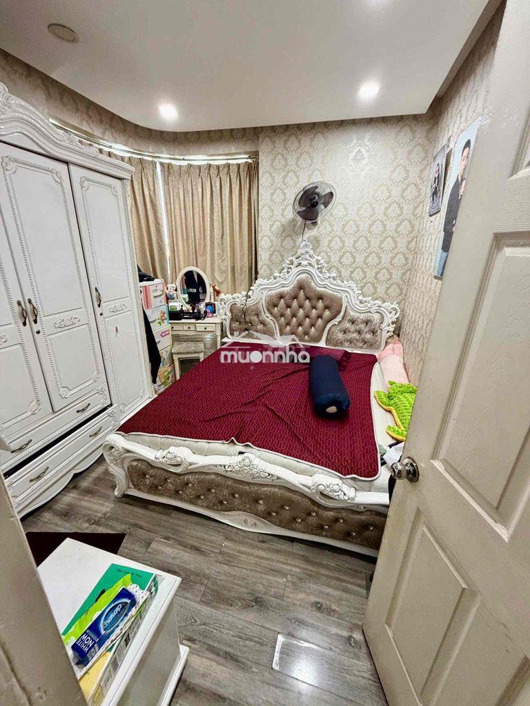 Chính chủ cần bán gấp căn hộ chung cư âu cơ tower. giá 4tỷ - 3