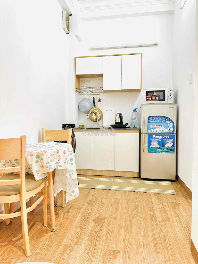 Căn hộ 2 phòng ngủ 70m2 4-6 người ở ngay ngã tư bảy hiền phường 12 qtb - 4