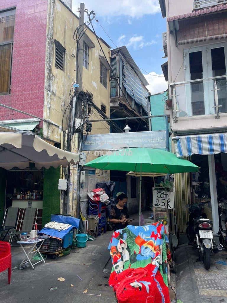 Nhà hẽm nguyên công trứ. diện tích : 5 x 20m. - 3