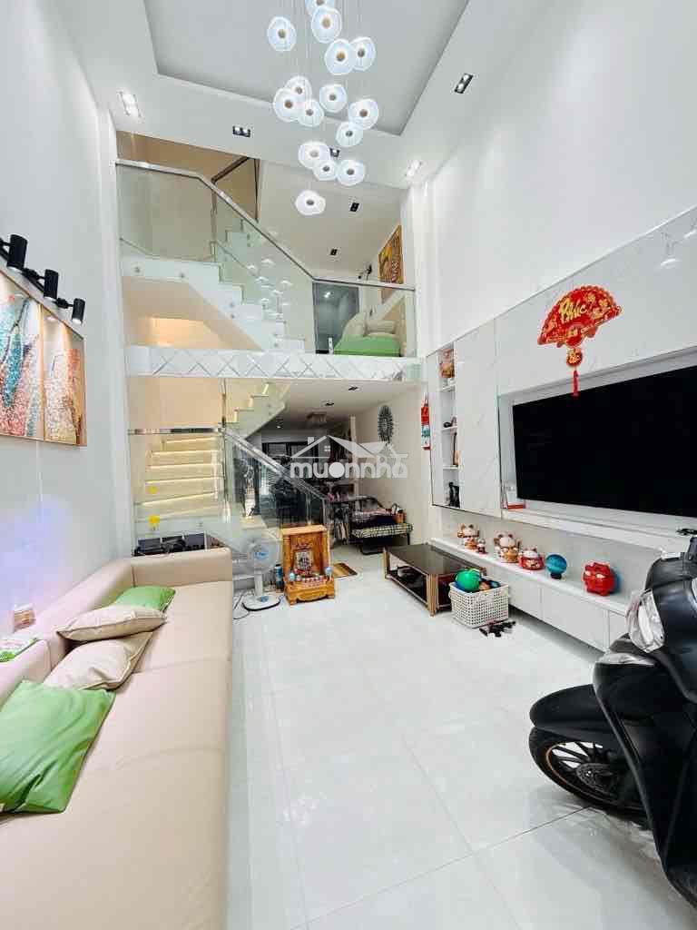 Hiếm ngang 4m trung tâm quận 10 xe hơi đổ cửa - đẹp lung linh 9 tỷ hơn - 2