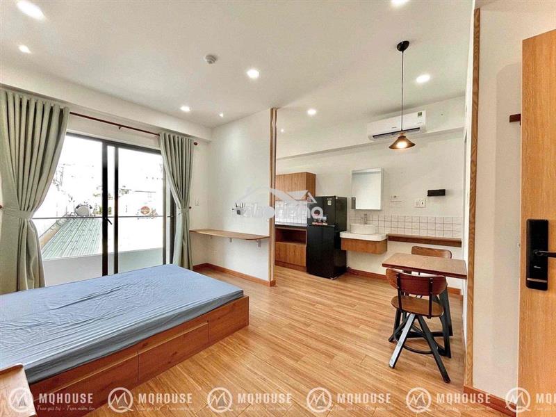 Phòng có bancol đầy đủ nội thất giá 6tr/ tháng gần emart phan văn trị