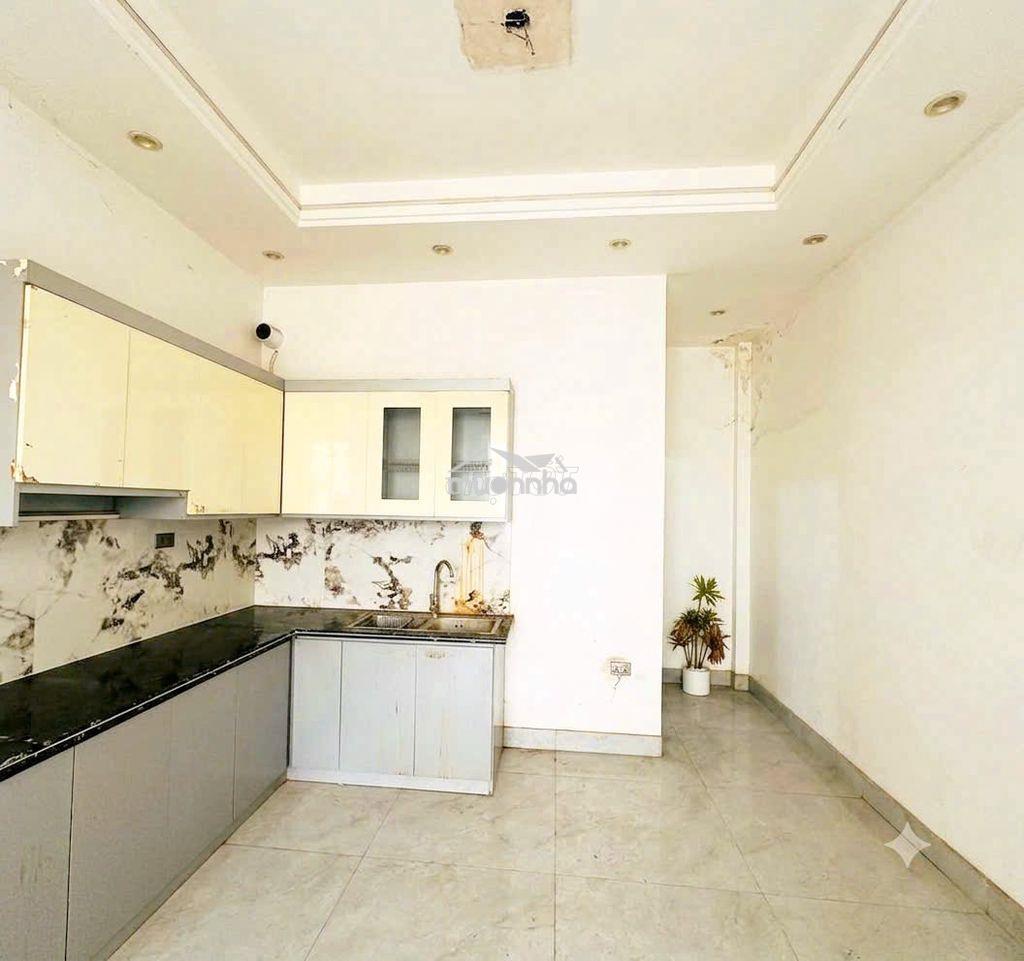 Hơn 6tỷ hẻm 2 xe hơi, nhà 3tầng ra đg trương quốc dung - q. phú nhuận - 2