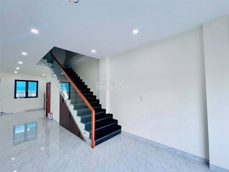 Cho thuê nhà kđt sun casa central, 4pn full nội thất giá 16tr