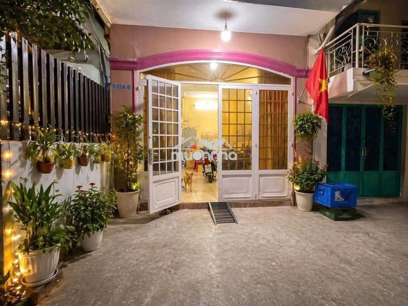 Nhà sát mặt tiền q4- 2 tầng- 45m2- ko qh- chỉ 4 tỷ nhỉnh