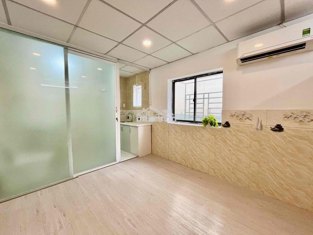 Phỏng cửa sổ trời - cạnh trung tâm thương mại - 4