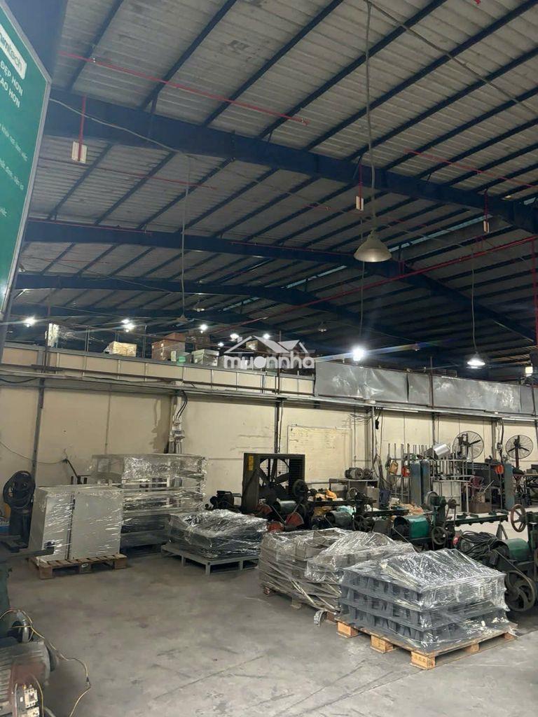 Kho xưởng cho thuê dĩ an , bình dương , dt: 7,000m2 - 4