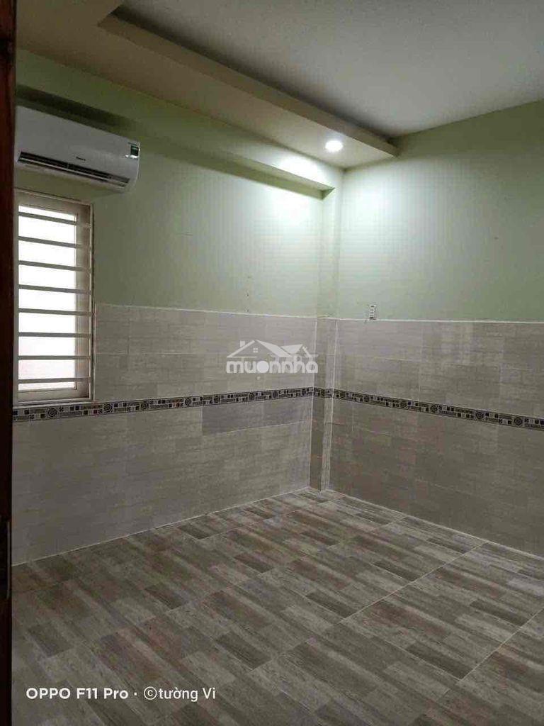 Cho thuê nhà hẽm 288 huỳnh văn luỹ. 2pn. sẵn 1 máy lạnh sân oto - 4