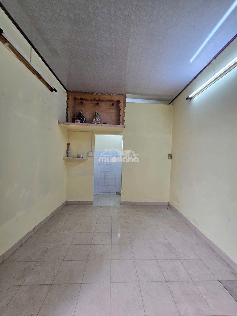 Bán nhà q5 gần cầu nguyễn tri phương