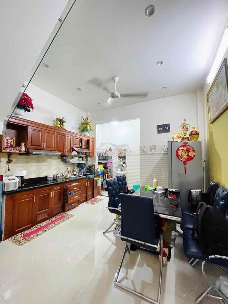 Trung tâm gò vấp - 44m2 - 2 tầng - hxh - nhỉnh 4ty. - 2
