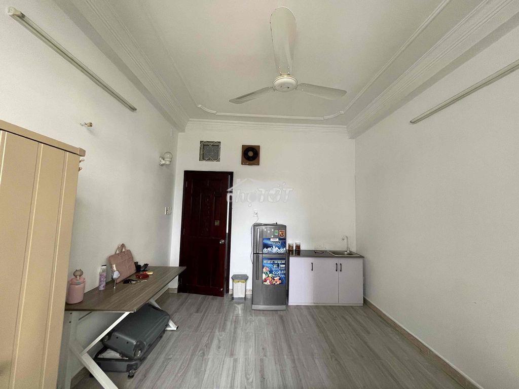 Bình thạnh 5tr 30m2 - 4