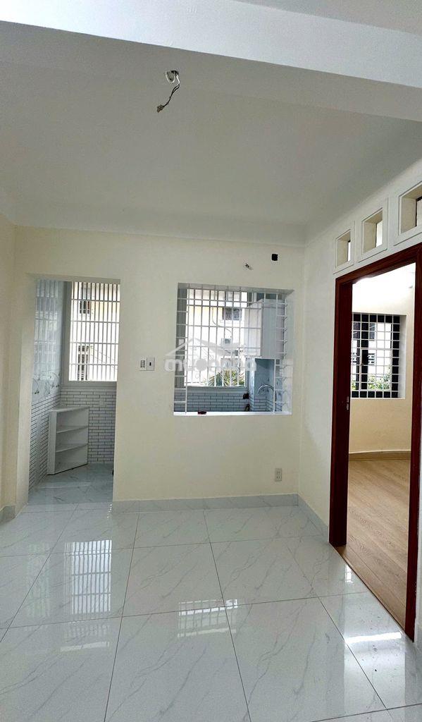 BÁN CĂN GÓC 2PN CHUNG CƯ 750/1BIS NGUYỄN KIỆM - 40M2 - CĂN HỘ MỚI