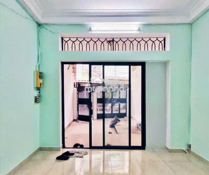 Nhà hẻm xe hơi nguyễn tri phương, 2 lầu 2pn 3wc, 4.5x16m, 17tr