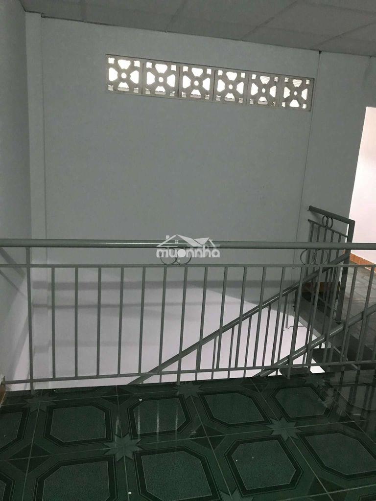 Bán nhà cấp 4 có gác 66,3m2 đường nguyễn viết xuân giáp ranh thủ đức - 2