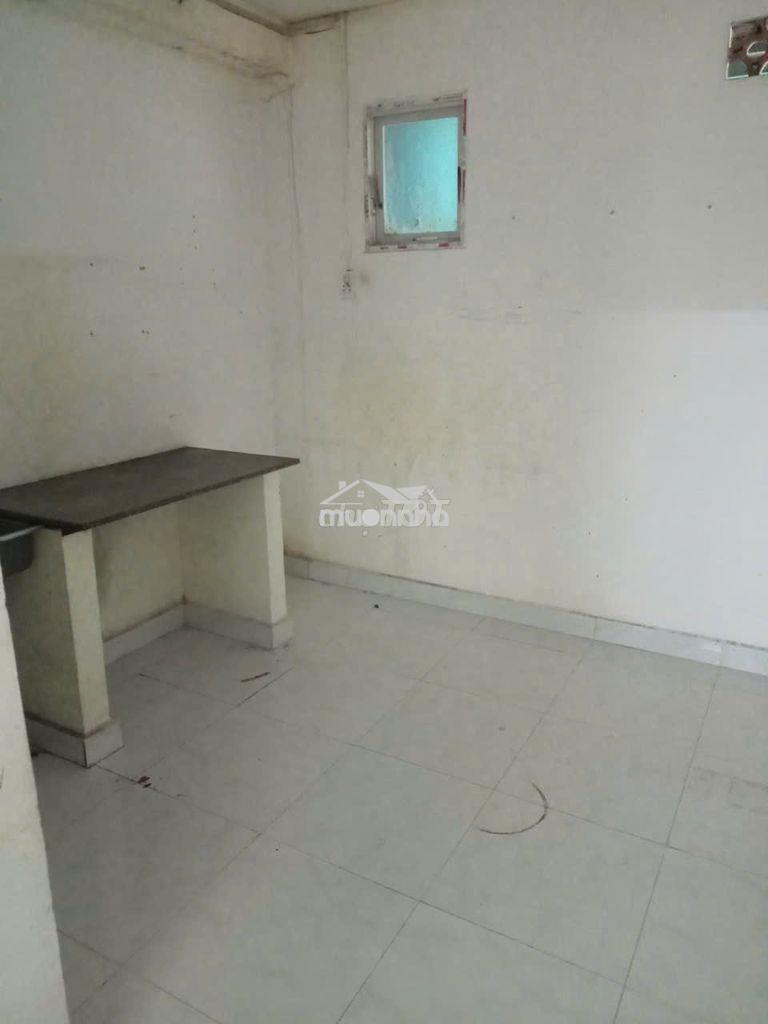 Cho thuê nhà hẻm xe tải bùi văn ba - kv đông đúc