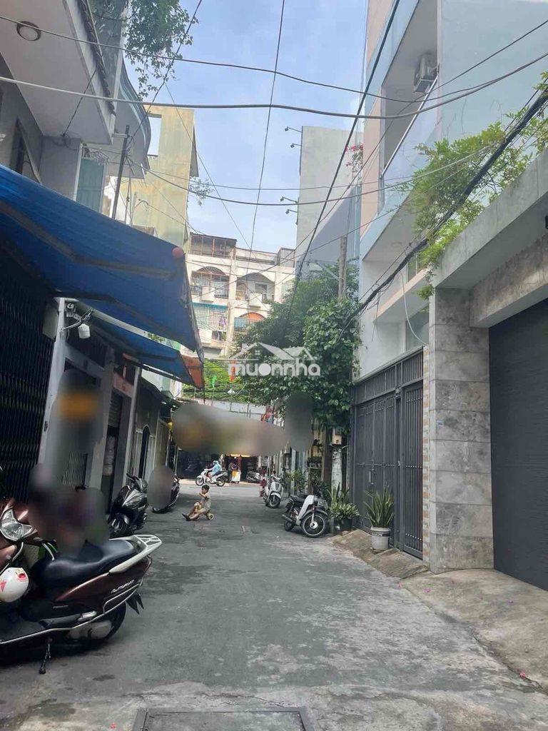 Cực hiếm hẻm oto đồng đen tân bình 60m2 khu vực sầm uất nhà cứng cáp