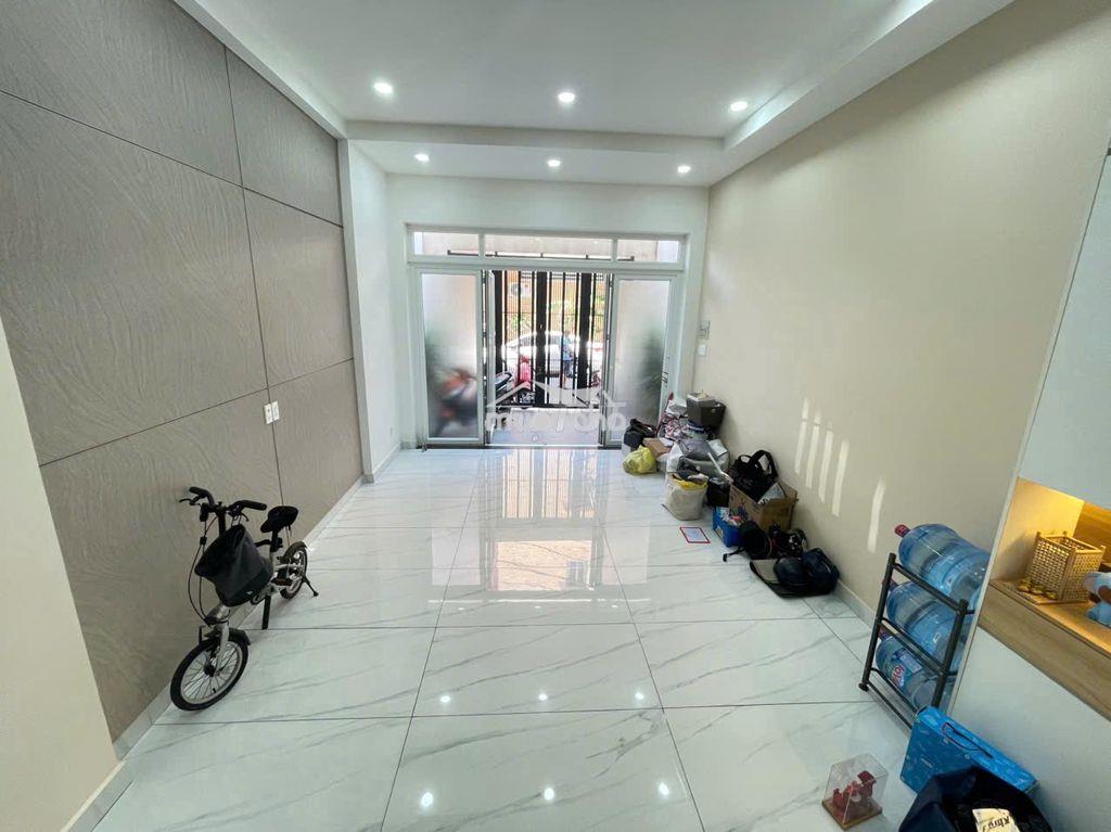 Nhà hxh thành thái - 4 x 20 - trệt 2 lầu st - 4pn 5wc - giá 47tr - 2