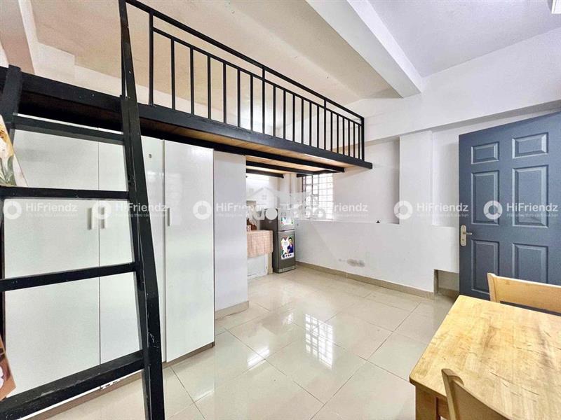 Siêu duplex cực rộng gác cao full nội thất có cửa sổ ngay kế quận 11