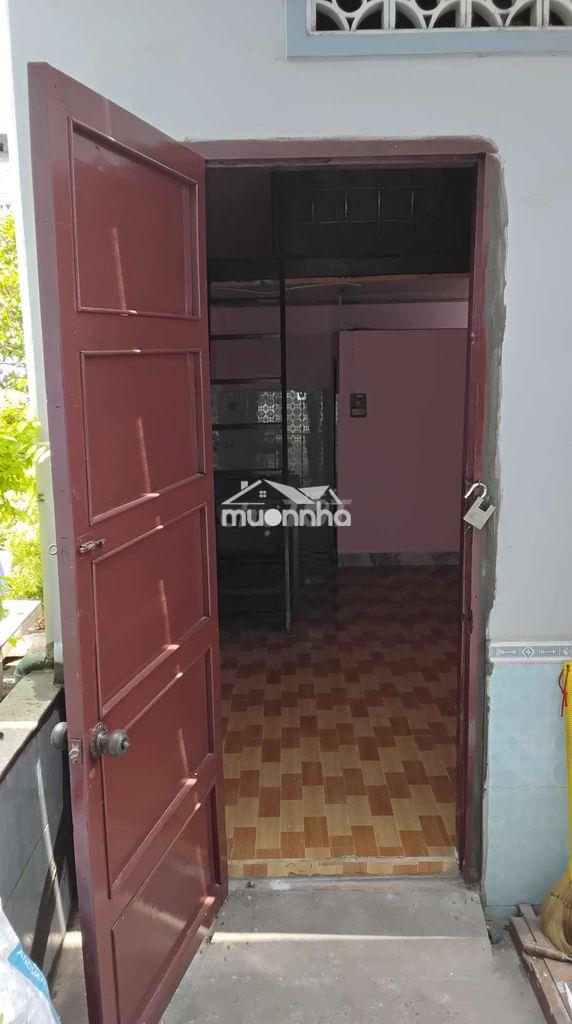 Phòng trọ giành cho 3 người - 3