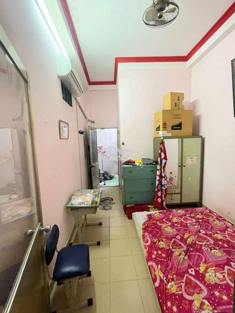 Cho thuê nhà mạc vân p.12. hẻm thông xe ba gác
.dt 3m x 13m.giá 9tr - 3