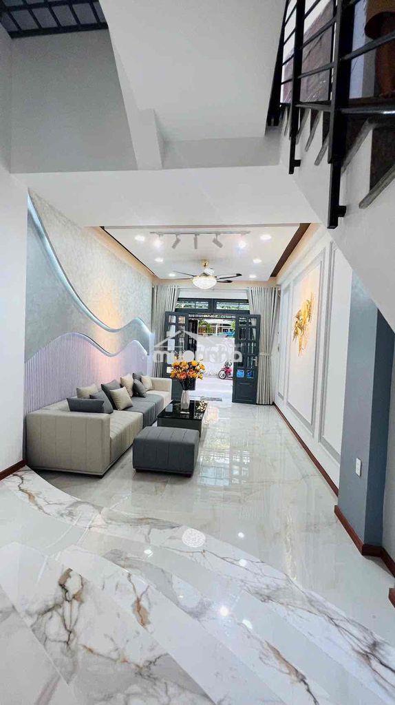 Nhà nguyễn giản thanh, 5 lầu, 63m2, 6 phòng ngủ.
