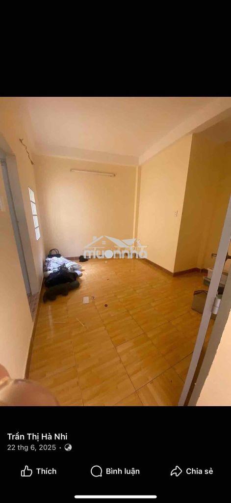PHÒNG 20M2 TOILET RIÊNG TẦNG 2