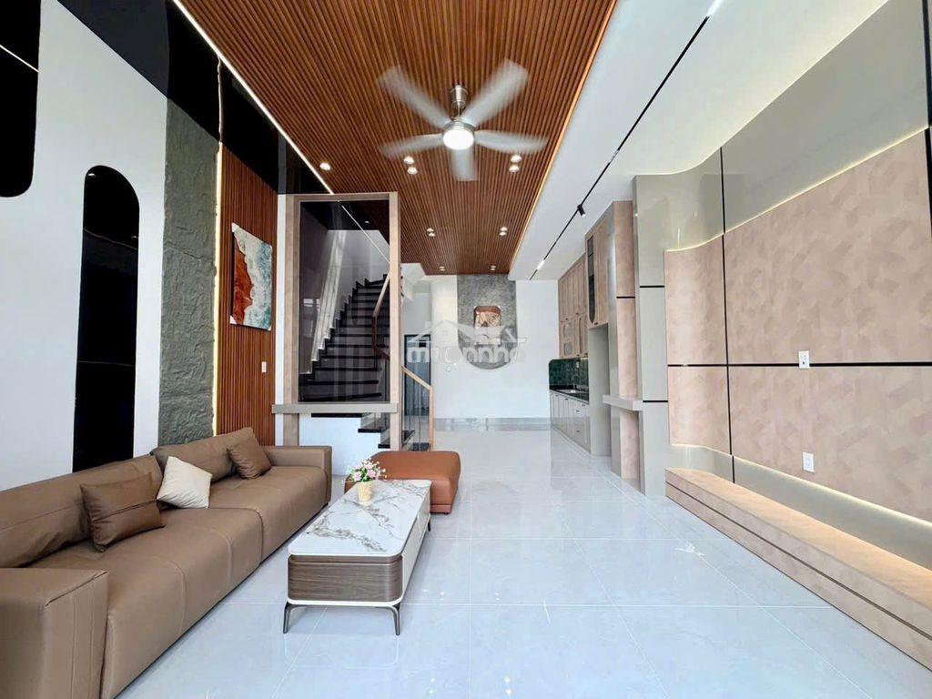 Bán nhà lầu đẹp, sổ hoàn công, sân oto, gần go tân hiệp, chỉ 4 tỷ 250 - 3