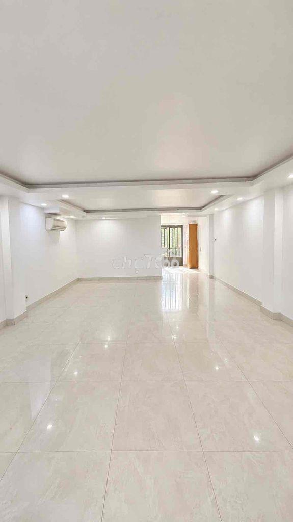 Văn phòng 80m ngay vincom trần trọng cung