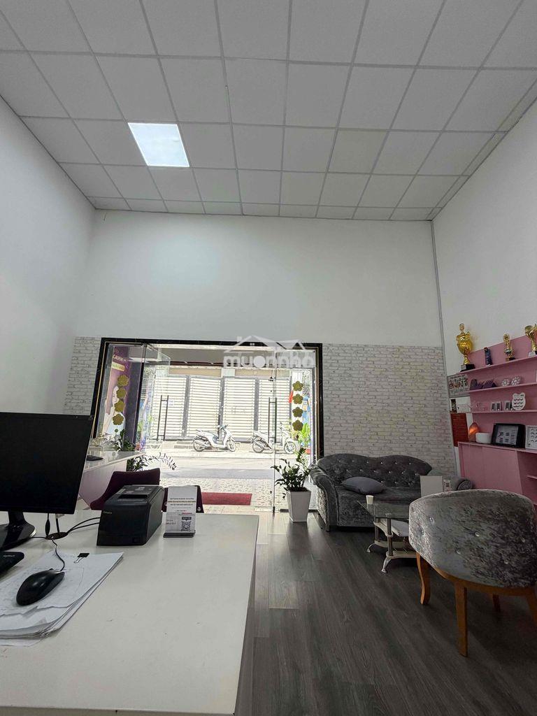 Cho thuê nhà hxh 7m 407/4 sư vạn hạnh, p12, quận 10, dtsd: 400m2 - 3