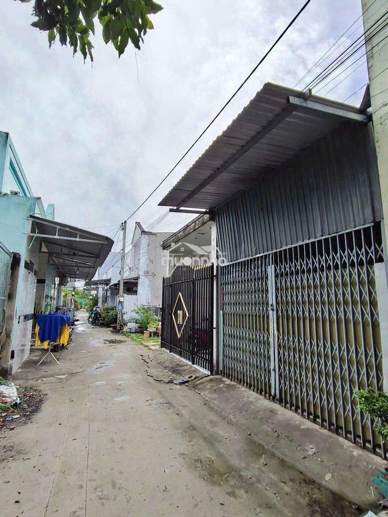 Cho thuê nhà 3pn lộ ô tô kdc 923 gần chợ an bình