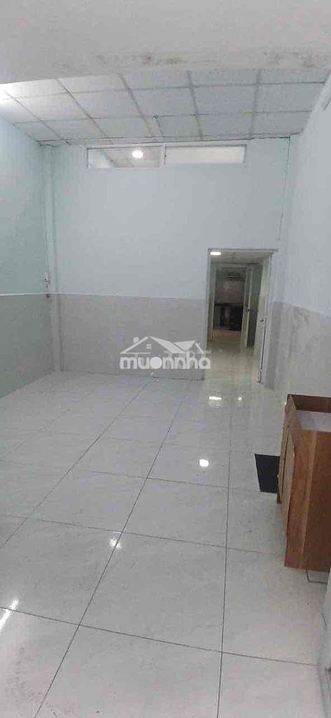 Cho thuê nguyên căn 2pn hẻm trần hưng đạo - quận 1 | 3.6*13m
